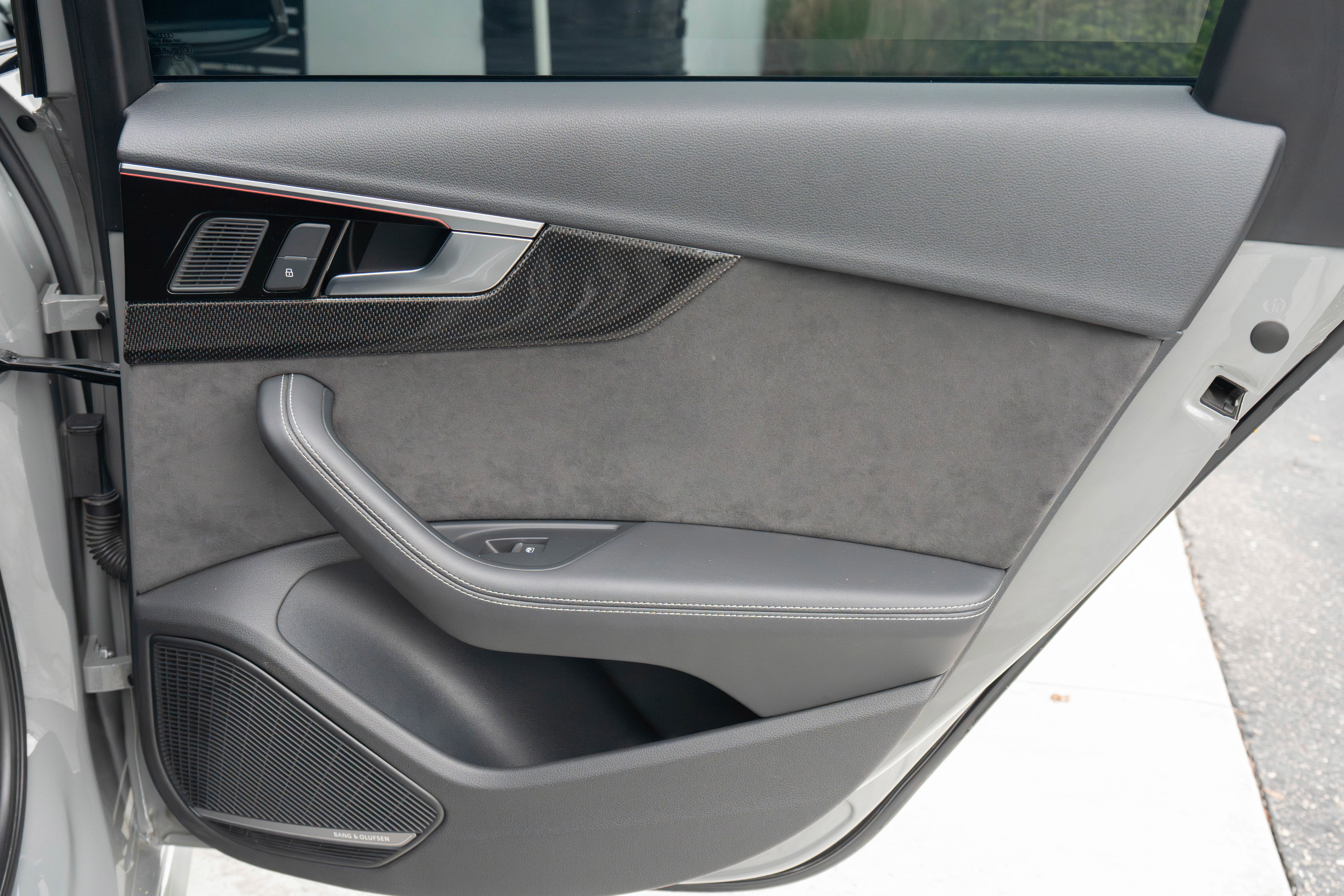 Used 2020 Audi S4 Premium Plus w/ Premium Plus Package image 36