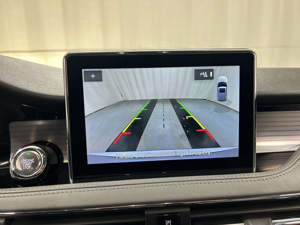 Used 2022 Lincoln Corsair Standard w/ Equipment Group 101A image 15