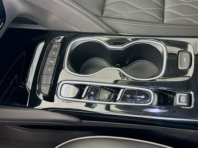 Used 2023 Buick Envision Avenir image 16