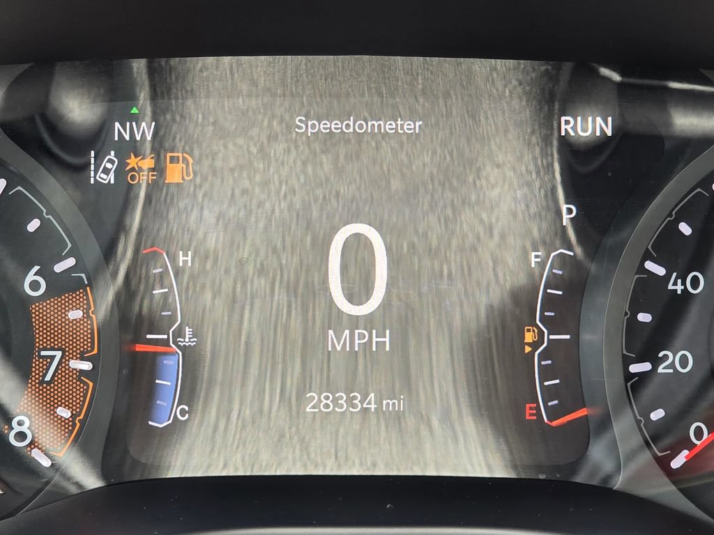 Used 2024 Jeep Compass Trailhawk w/ Trailhawk Convenience Group AWD/4WD image 31