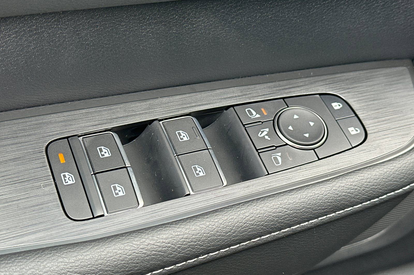 New 2026 Nissan Armada PRO-4X AWD/4WD image 13