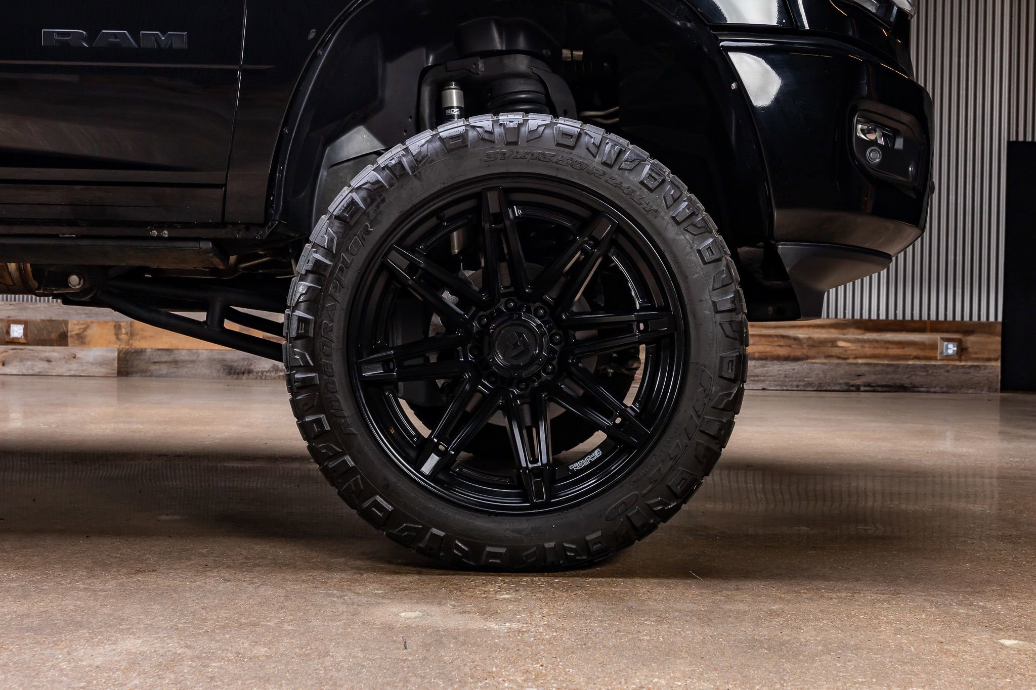 Used 2024 RAM 2500 Laramie w/ Night Edition AWD/4WD image 11