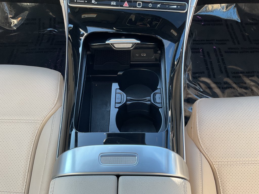 Used 2024 Mercedes-Benz C 300 Sedan image 29