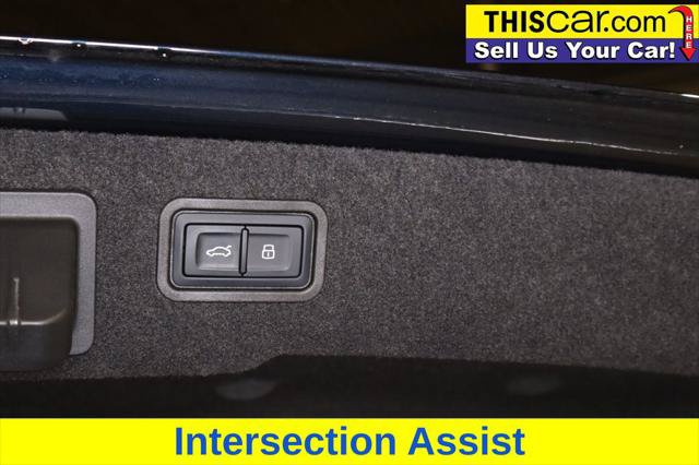 Used 2024 Audi A8 L 3.0T AWD/4WD image 32