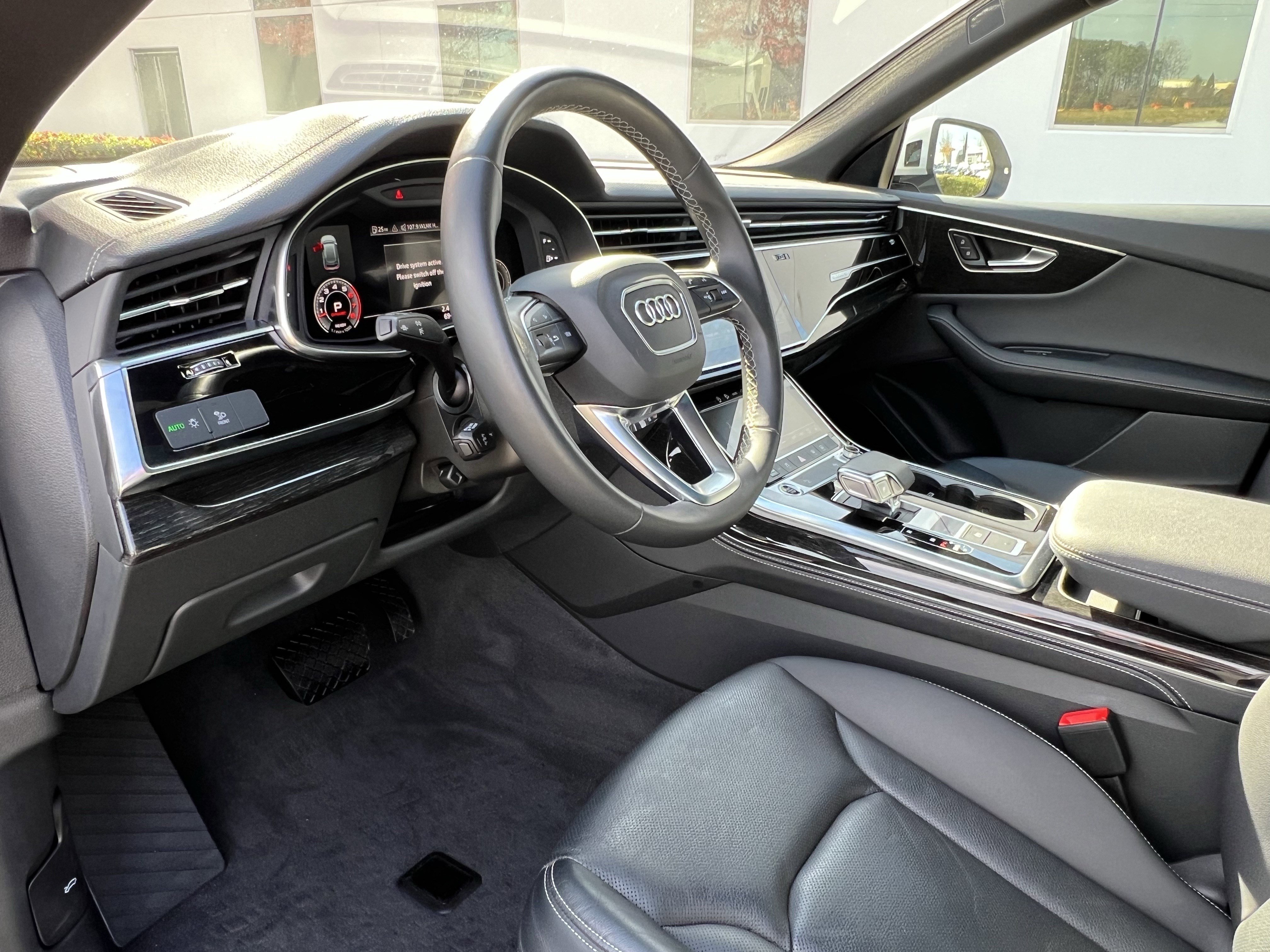 Used 2023 Audi Q8 Premium Plus image 17