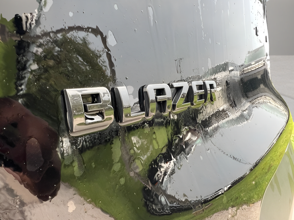 Used 2021 Chevrolet Blazer LT FWD image 33
