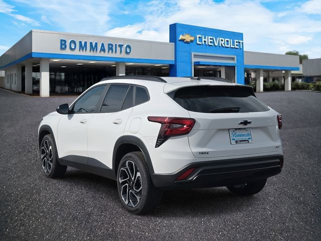 New 2026 Chevrolet Trax RS w/ Driver Confidence Package image 3