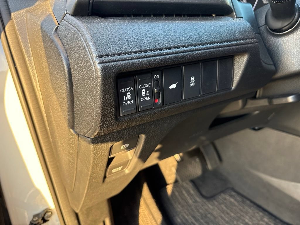 Used 2026 Honda Odyssey EX-L image 19