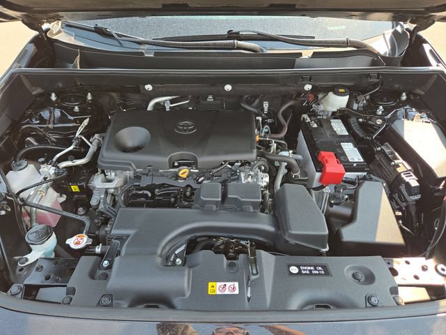 Used 2024 Toyota RAV4 XLE AWD/4WD image 37