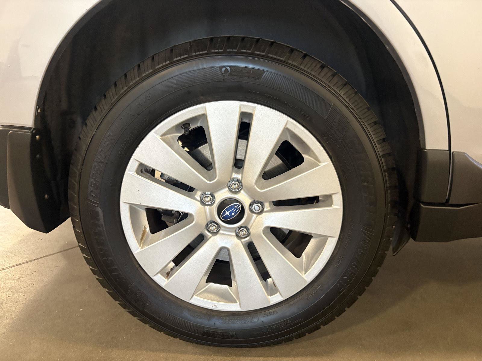 Used 2015 Subaru Outback 2.5i Premium AWD/4WD image 47