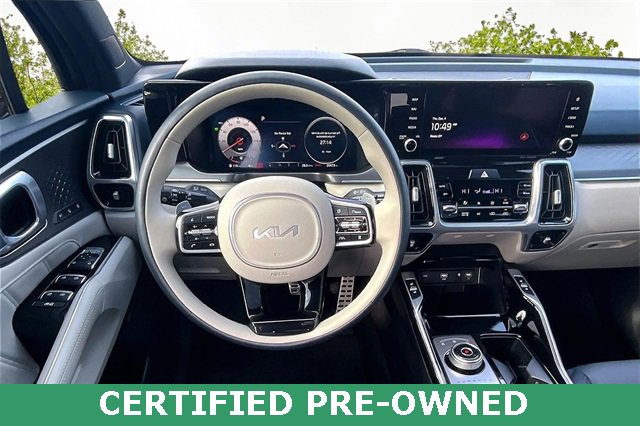 Certified 2023 Kia Sorento SX Prestige image 5