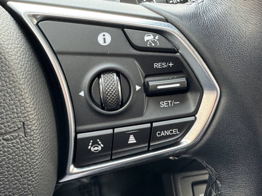 Used 2024 Acura RDX SH-AWD w/ Technology Package image 21