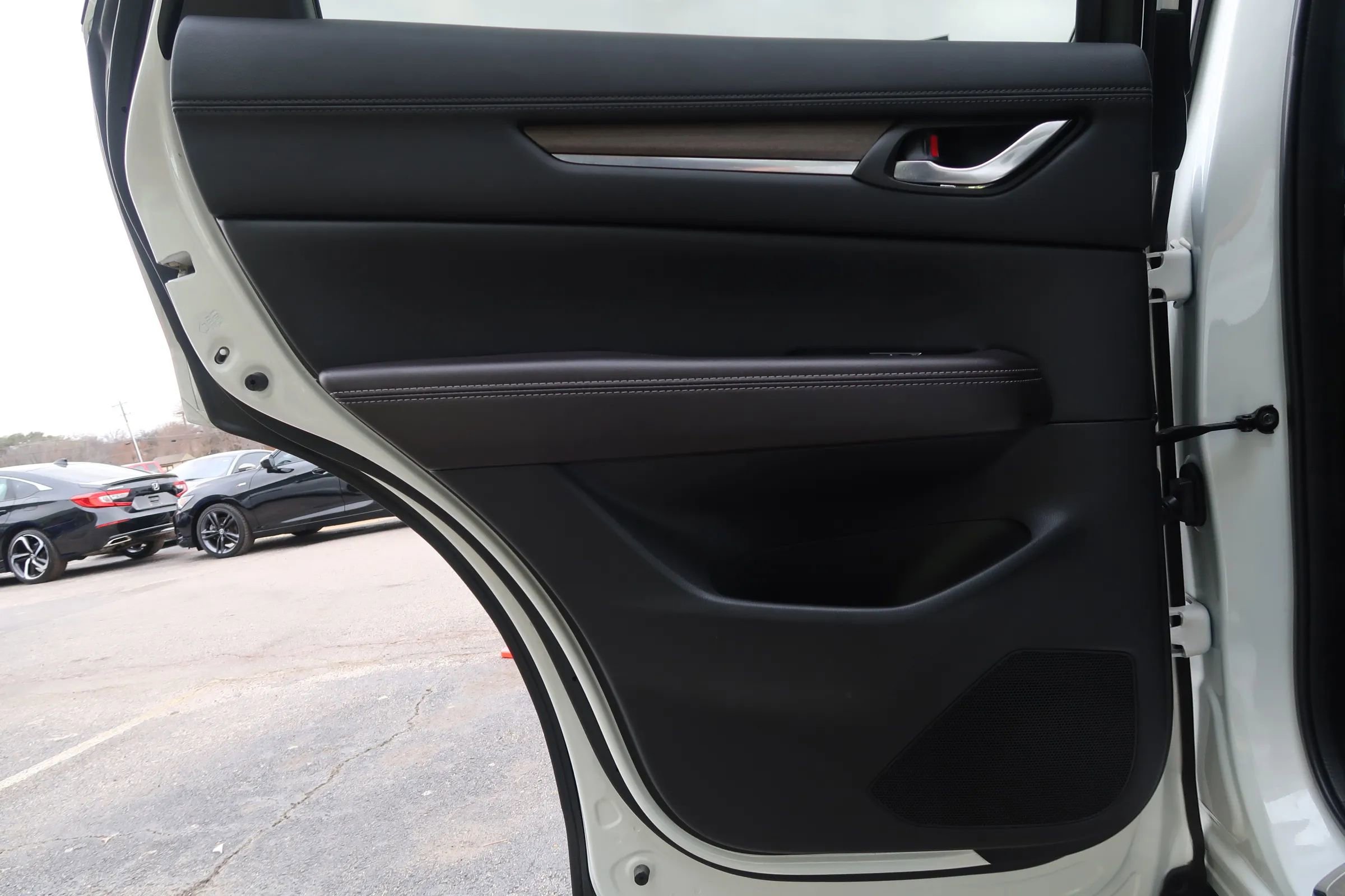 Used 2025 MAZDA CX-5 Signature image 49