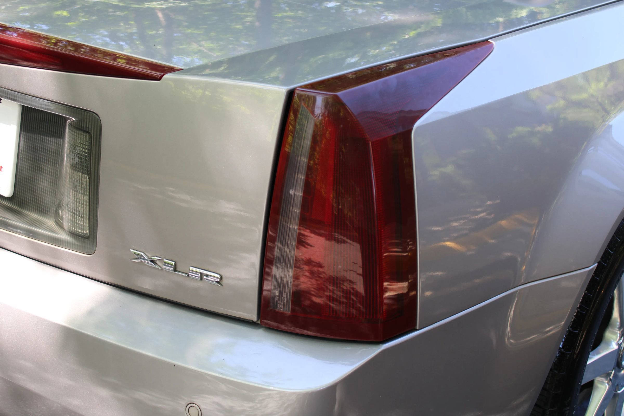 Used 2005 Cadillac XLR RWD image 28