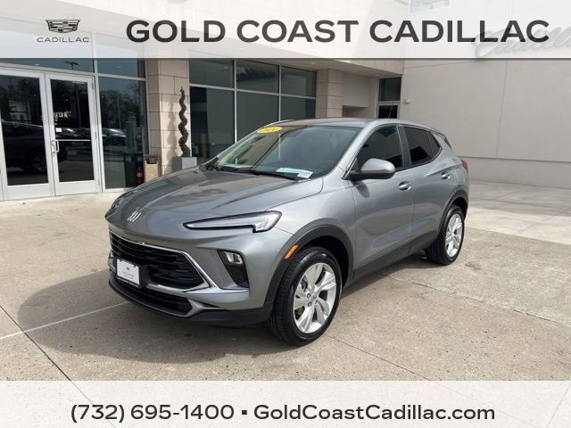 Used 2024 Buick Encore GX Preferred w/ Comfort Package AWD/4WD image 1