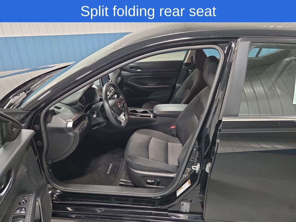 Used 2024 Nissan Altima 2.5 SV image 10