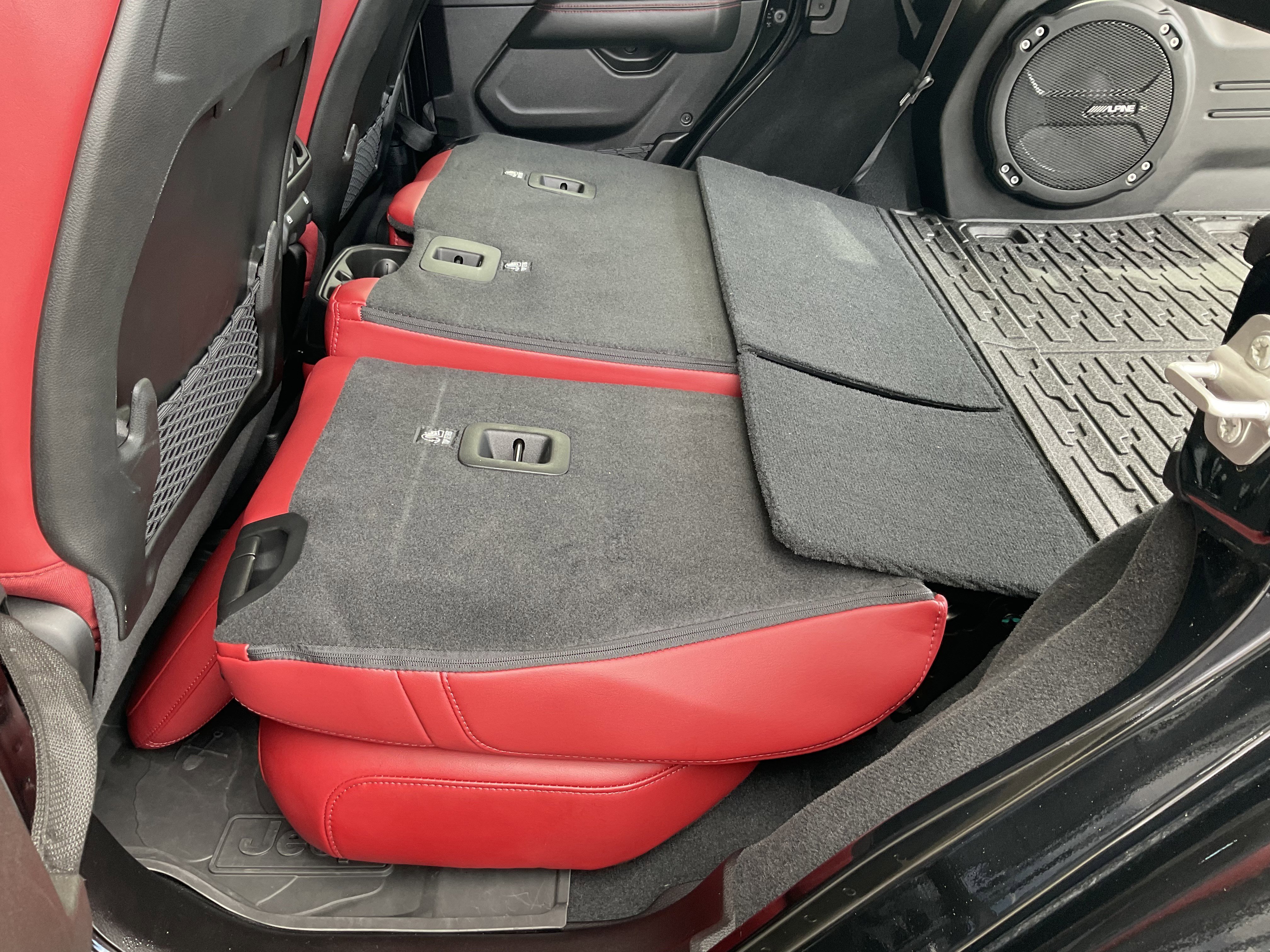 Used 2024 Jeep Wrangler Unlimited Rubicon 392 image 43