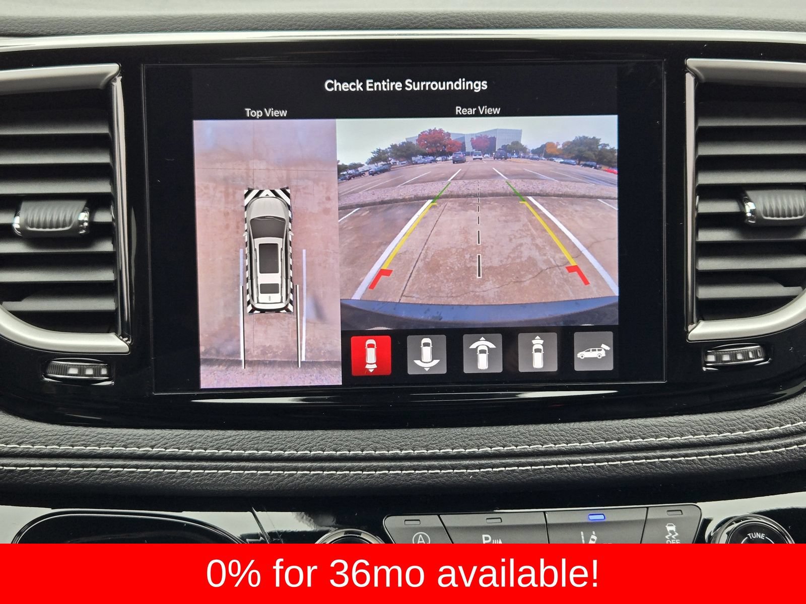 New 2026 Chrysler Pacifica Select AWD/4WD image 18