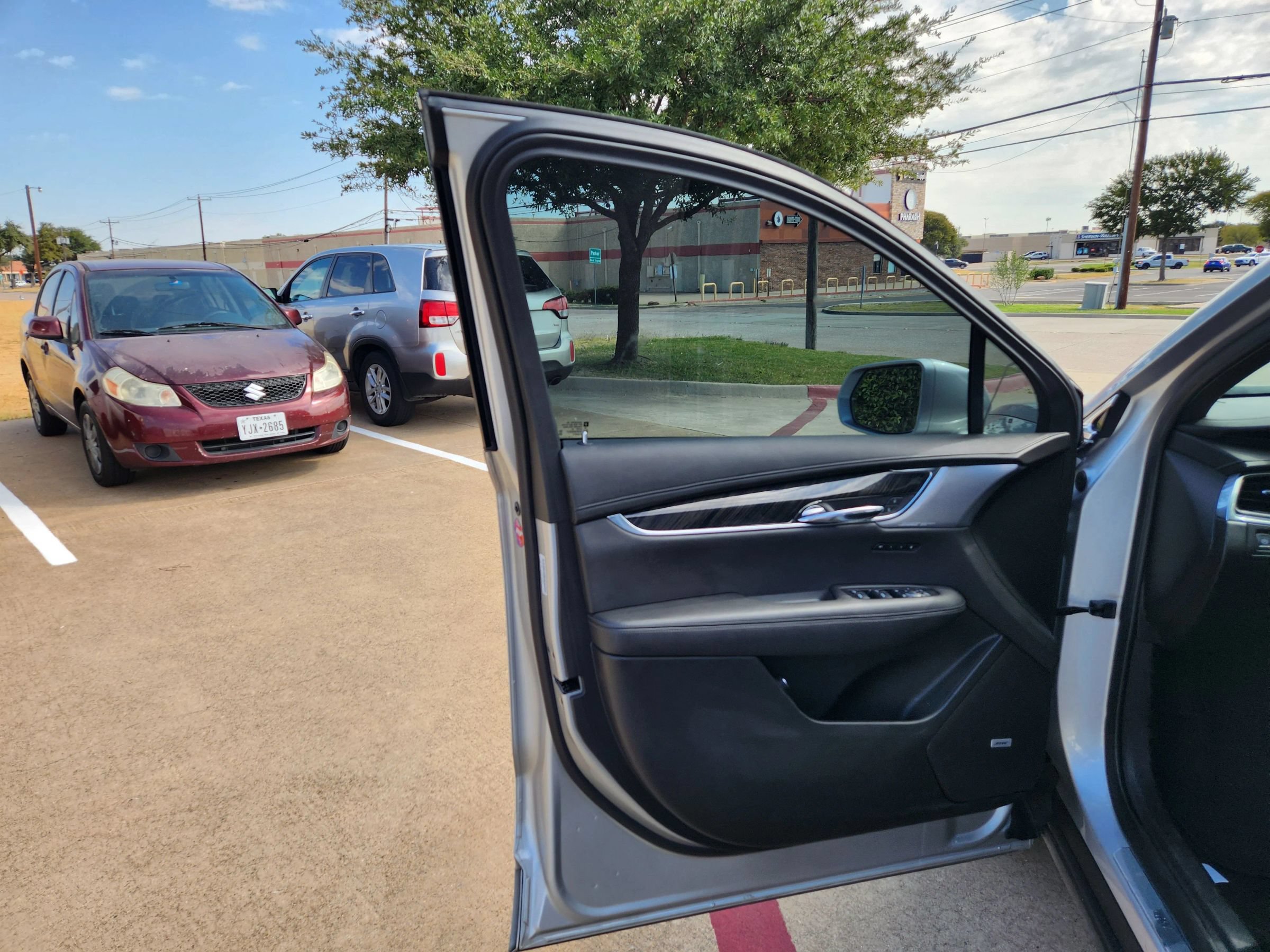 Used 2020 Cadillac XT6 Premium Luxury AWD/4WD image 9