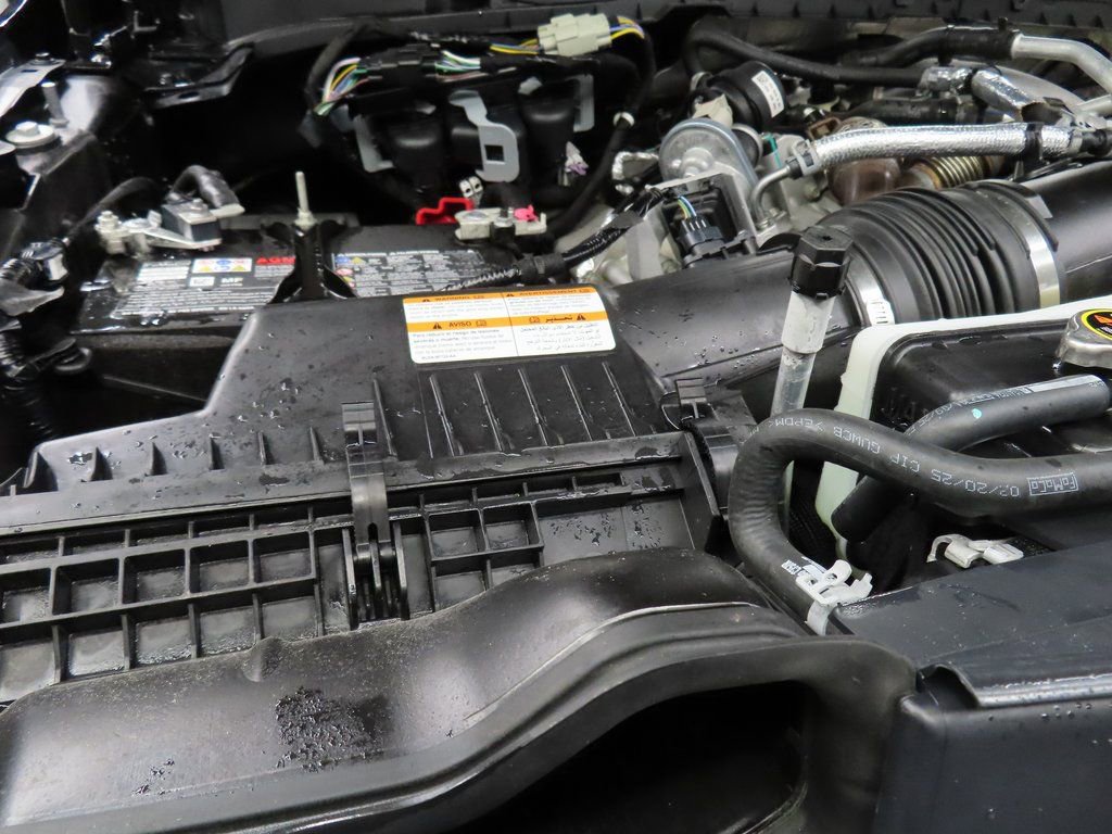 Used 2025 Ford F250 4x4 Crew Cab Super Duty image 37