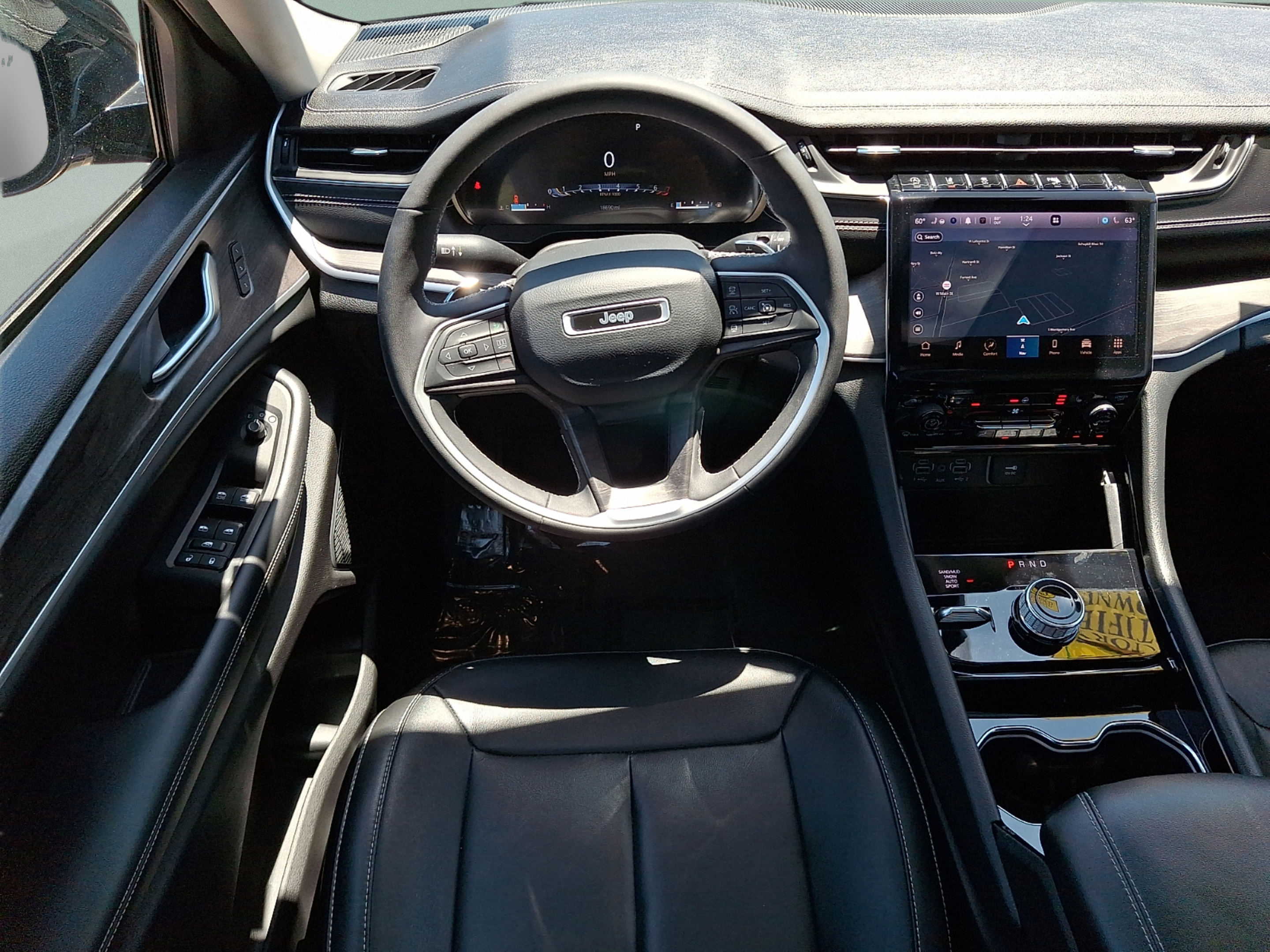 Certified 2023 Jeep Grand Cherokee L Limited w/ Black Appearance Package AWD/4WD image 24