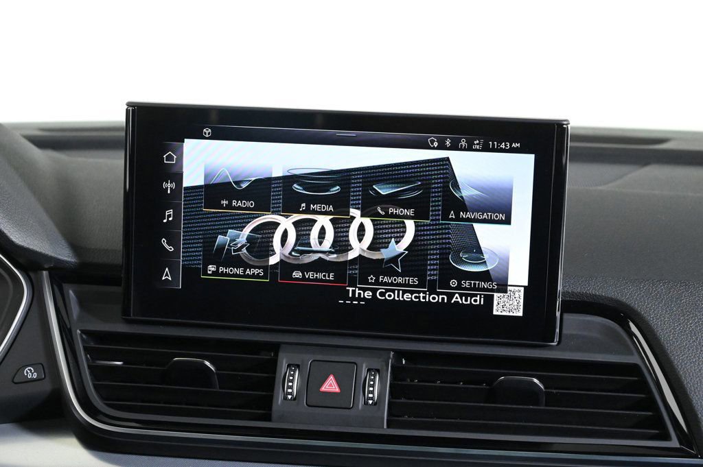 Certified 2025 Audi Q5 2.0T Premium w/ Convenience Plus Package image 13