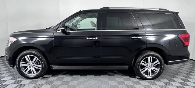 Used 2024 Ford Expedition Limited image 5