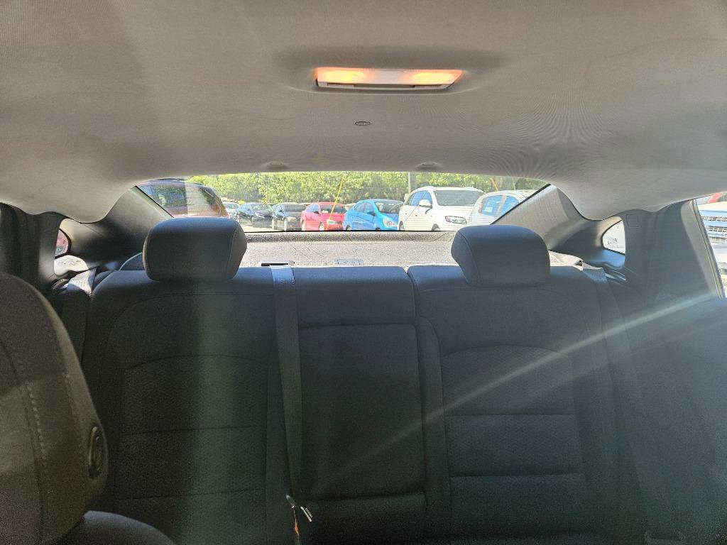 Used 2018 Chevrolet Malibu LT image 36