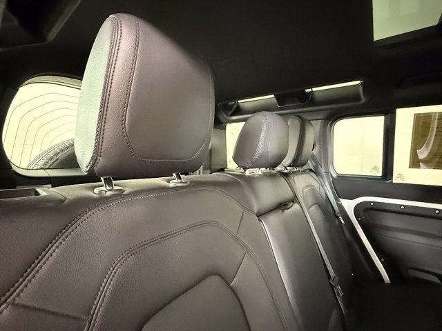 Used 2023 Land Rover Defender 110 S AWD/4WD image 21