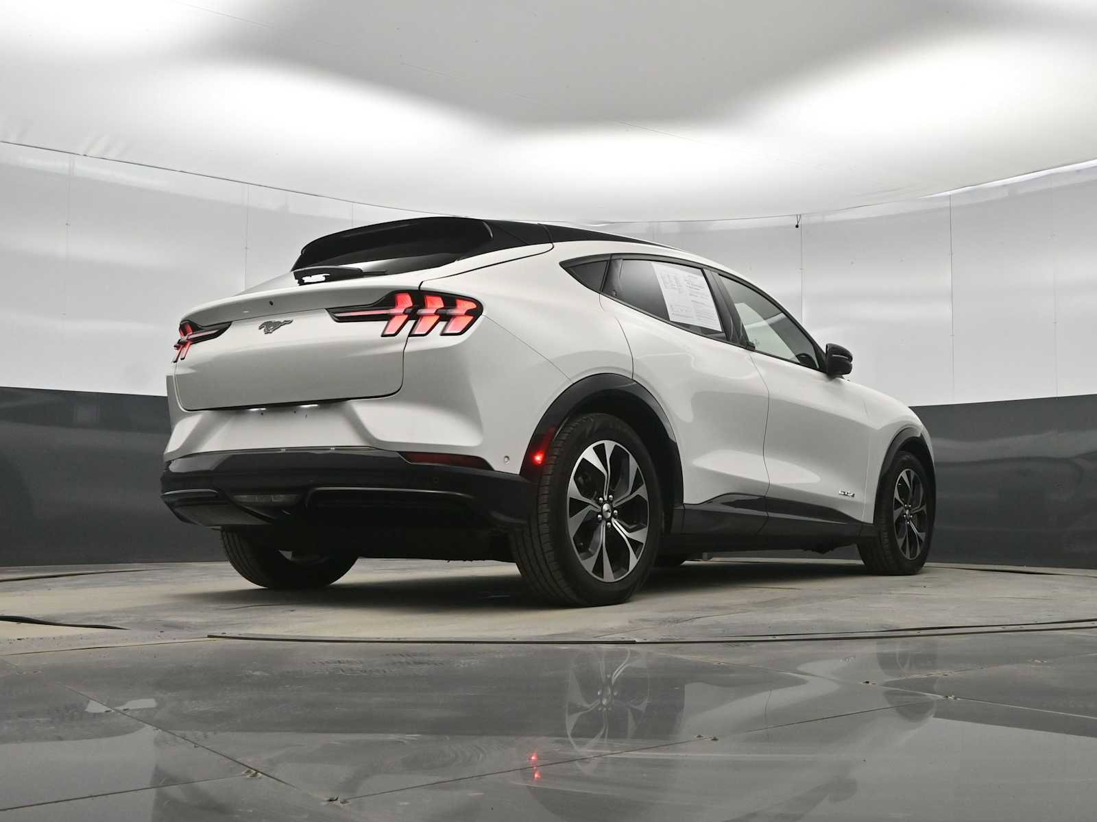 Used 2021 Ford Mustang Mach-E Premium image 32