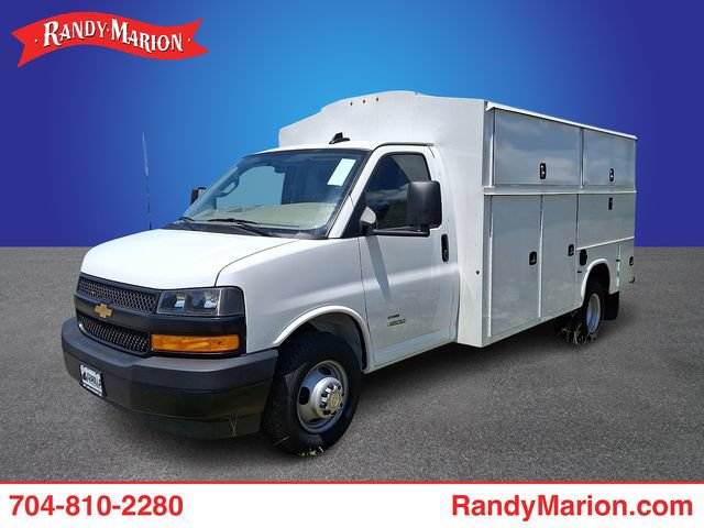 New 2024 Chevrolet Express 4500 w/ Driver Convenience Package