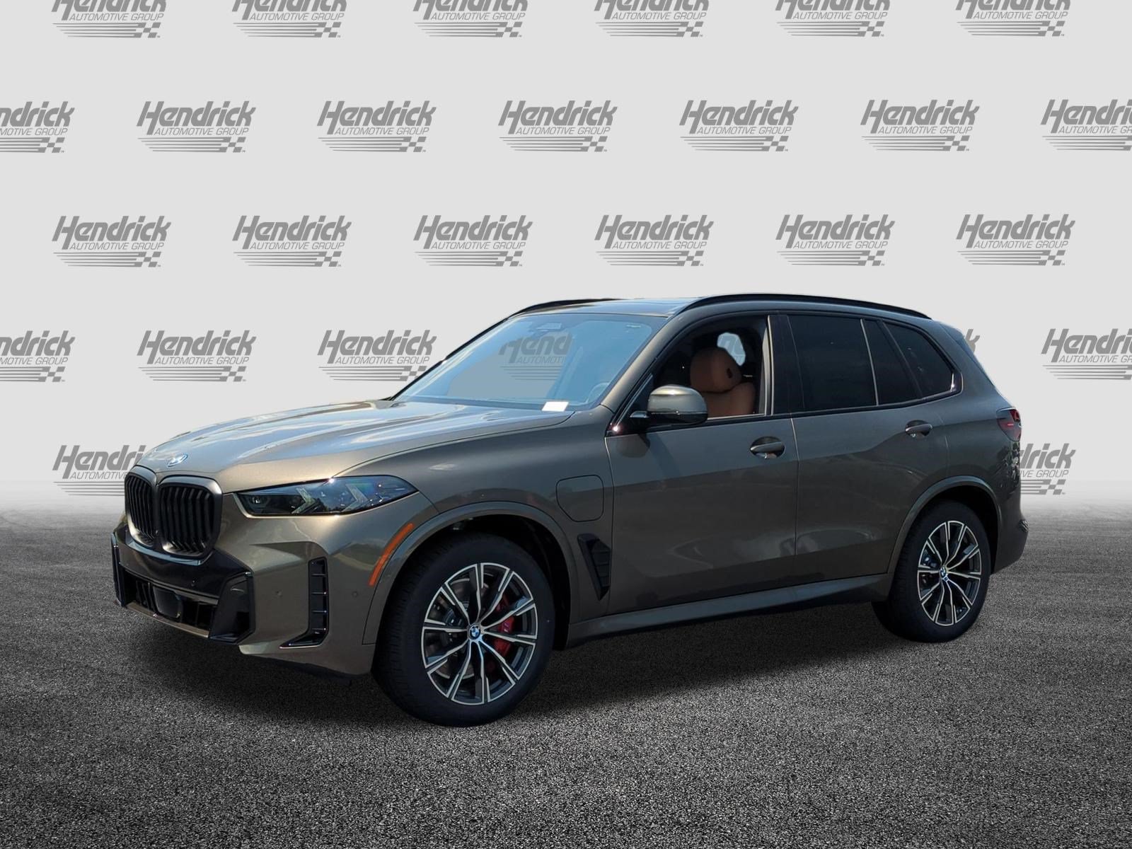 New 2026 BMW X5 xDrive50e w/ M Sport Package AWD/4WD image 6
