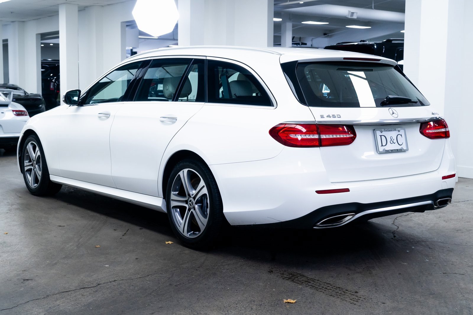 Used 2020 Mercedes-Benz E 450 4MATIC Wagon image 4