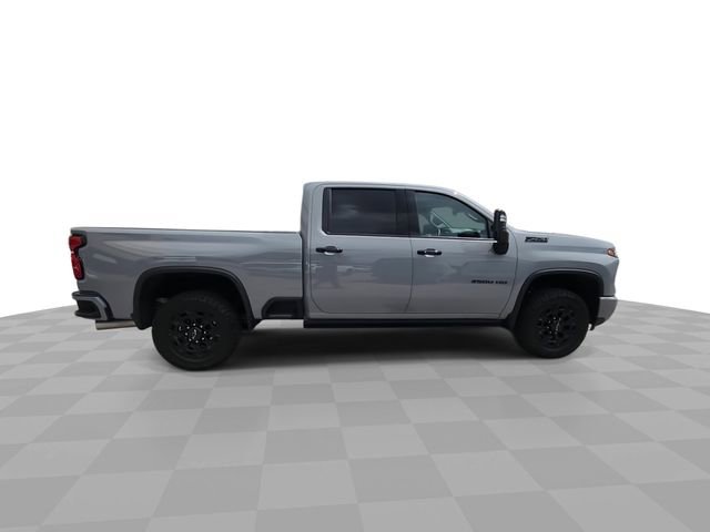 Used 2024 Chevrolet Silverado 2500 LTZ w/ LTZ Plus Package image 9