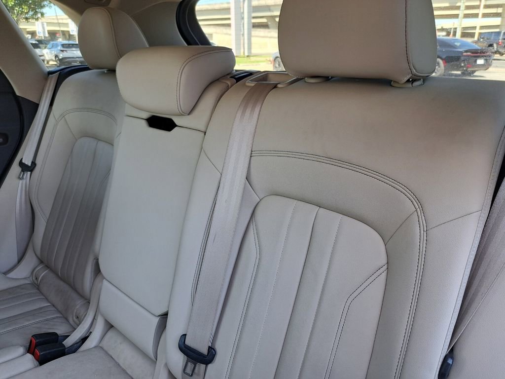 Used 2021 Audi Q5 2.0T Premium w/ Convenience Package image 18