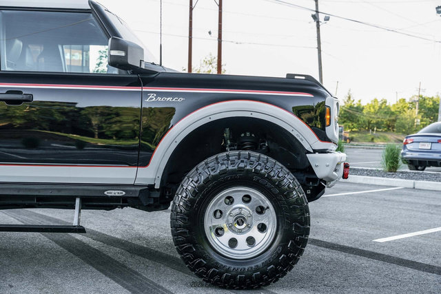 Used 2024 Ford Bronco Wildtrak AWD/4WD image 11