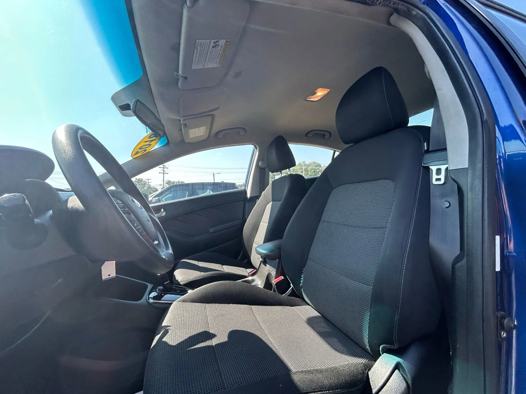 Used 2018 Kia Forte LX w/ LX Rear Camera Package image 10