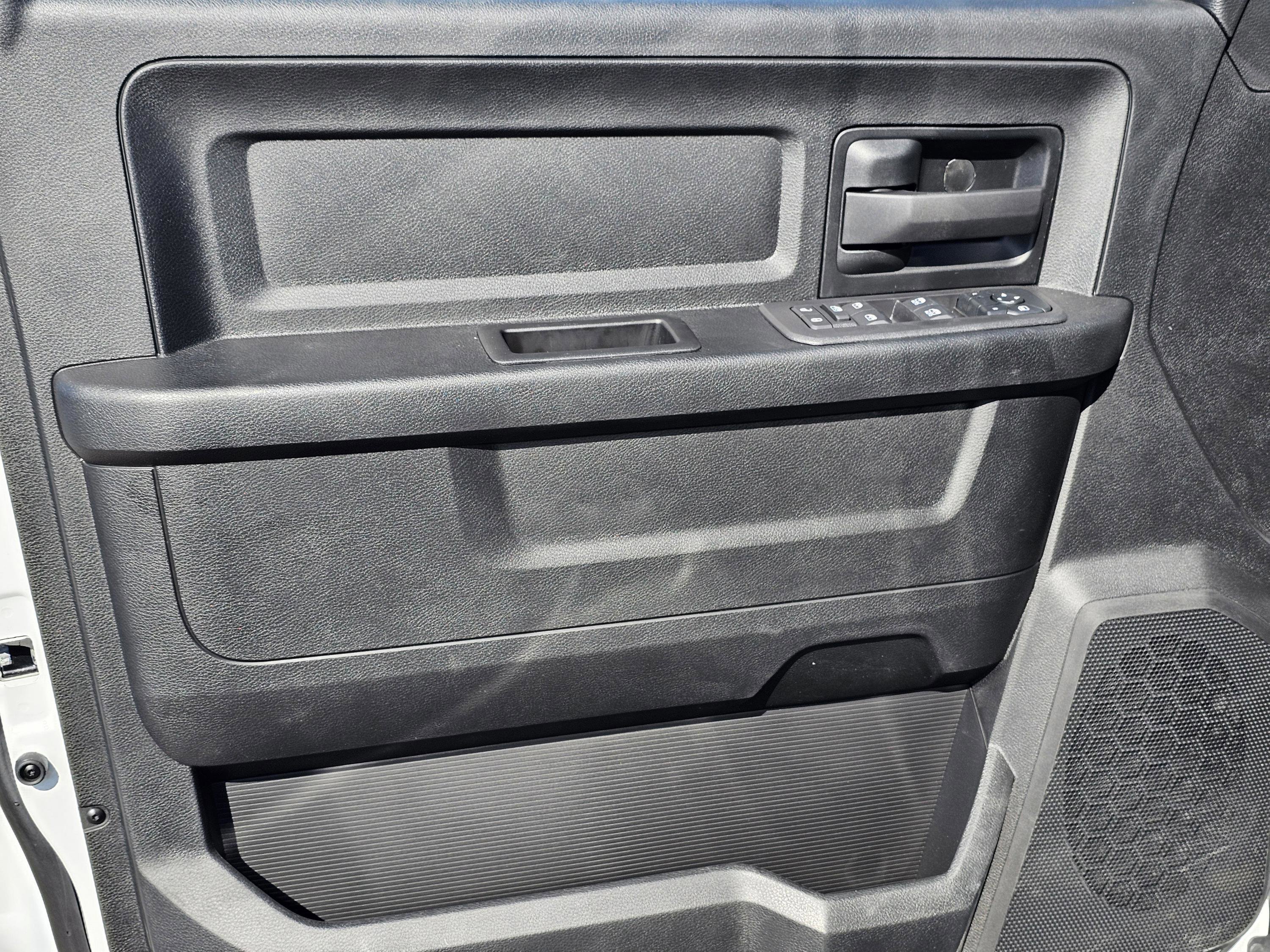 New 2026 RAM 3500 Tradesman w/ Chrome Appearance Group image 15