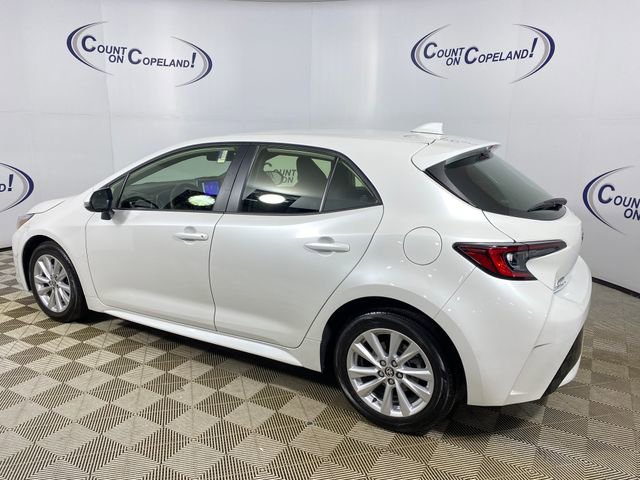 Certified 2025 Toyota Corolla SE FWD image 4