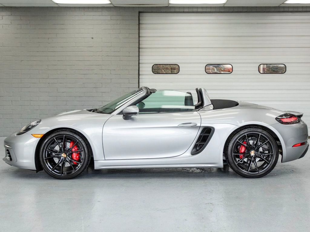 Used 2024 Porsche 718 Boxster S image 4