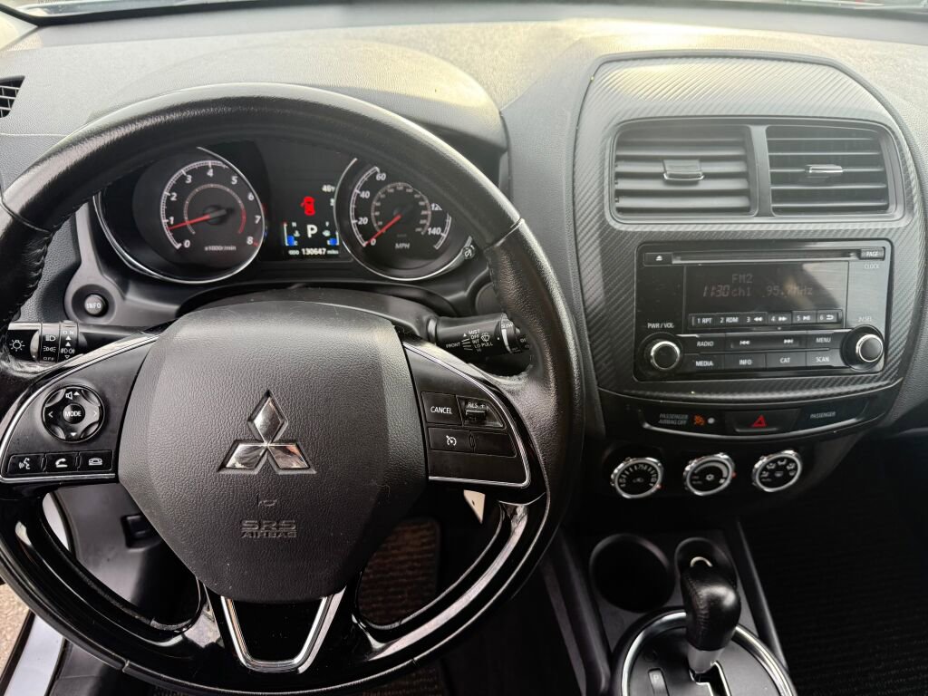 Used 2017 Mitsubishi Outlander Sport ES image 16