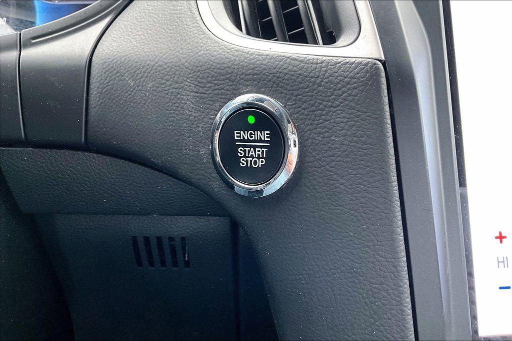 Used 2024 Ford Edge SEL w/ Convenience Package image 21