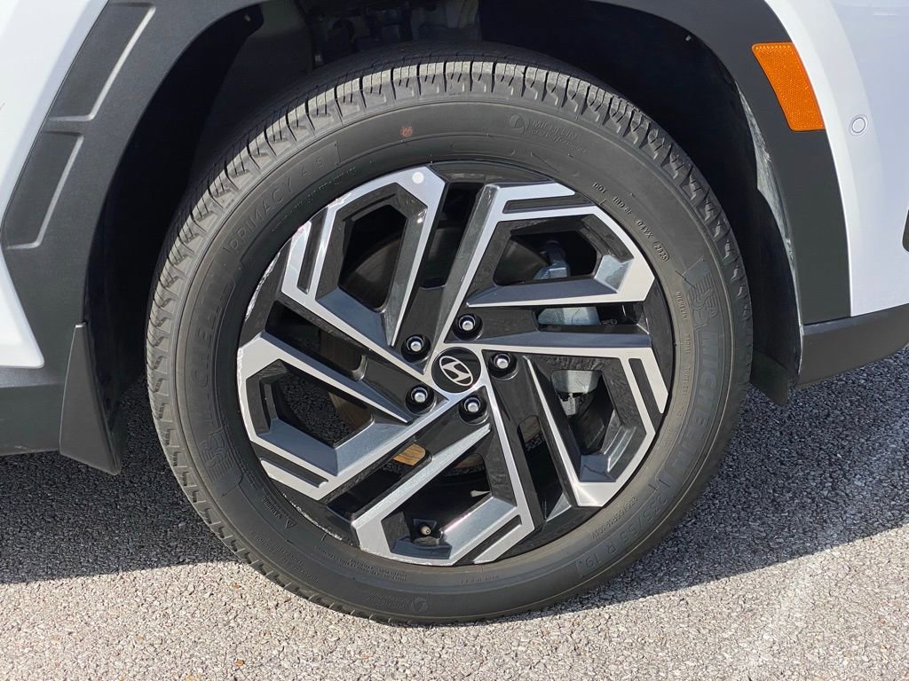 Certified 2026 Hyundai Tucson Limited AWD/4WD image 38