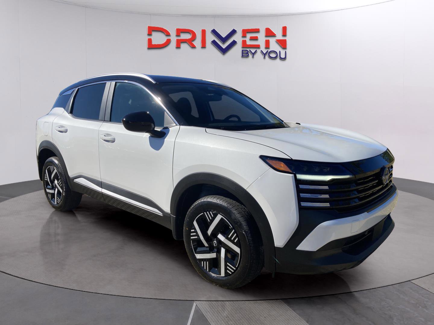 New 2026 Nissan Kicks SV image 8