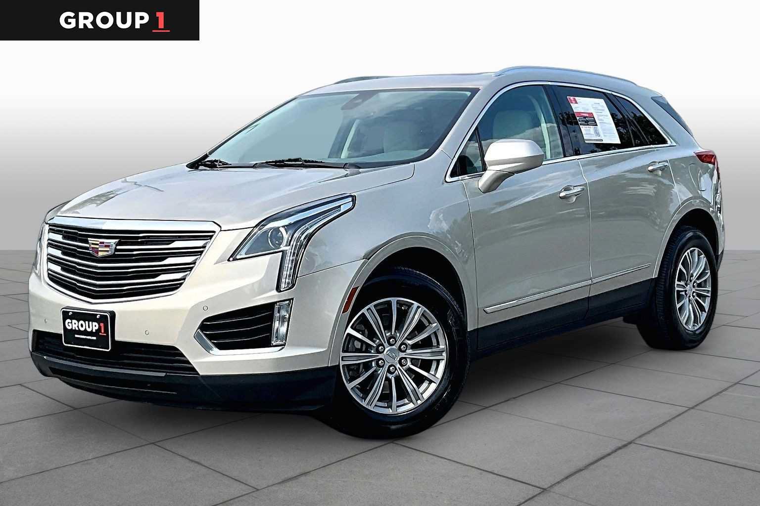 Used 2017 Cadillac XT5 Luxury w/ Driver Awareness Package FWD video 1