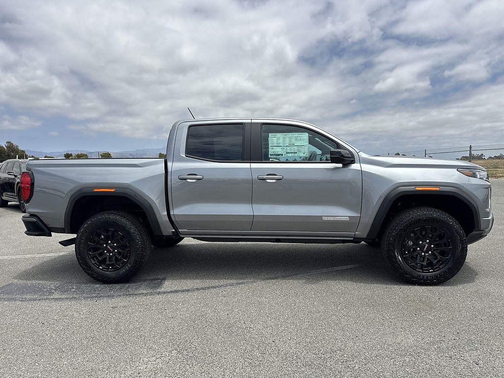 New 2026 GMC Canyon Elevation RWD image 3