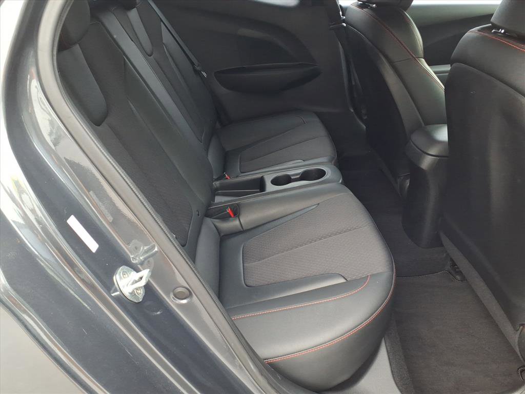 Used 2020 Hyundai Veloster Turbo FWD image 24