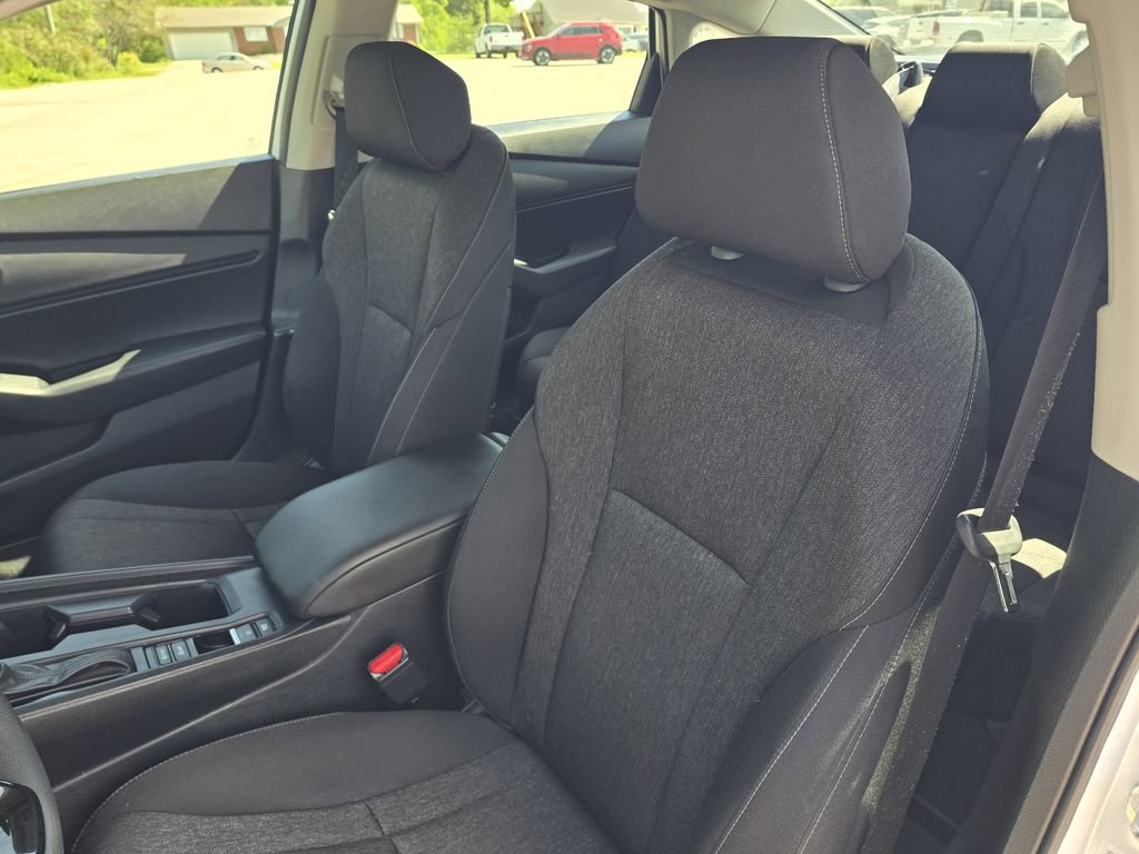Certified 2025 Honda Accord SE image 12