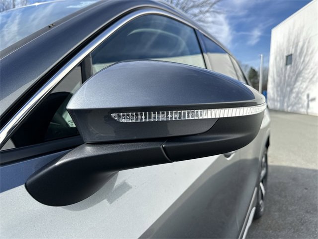 New 2026 Volkswagen Tiguan SE image 10