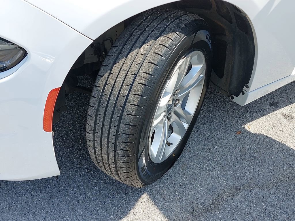 Used 2022 Dodge Charger SXT image 27